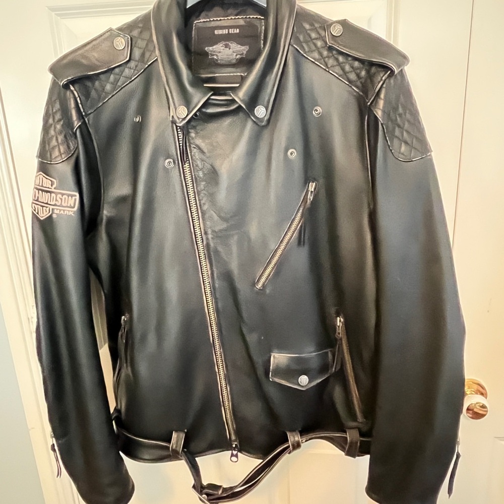 Harley-Davidson  Black Leather Jacket - Picture 4 of 10